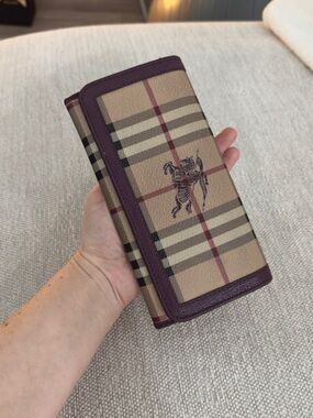 Burberry-Beige Plaid Leather Wallet - Beige & Purple